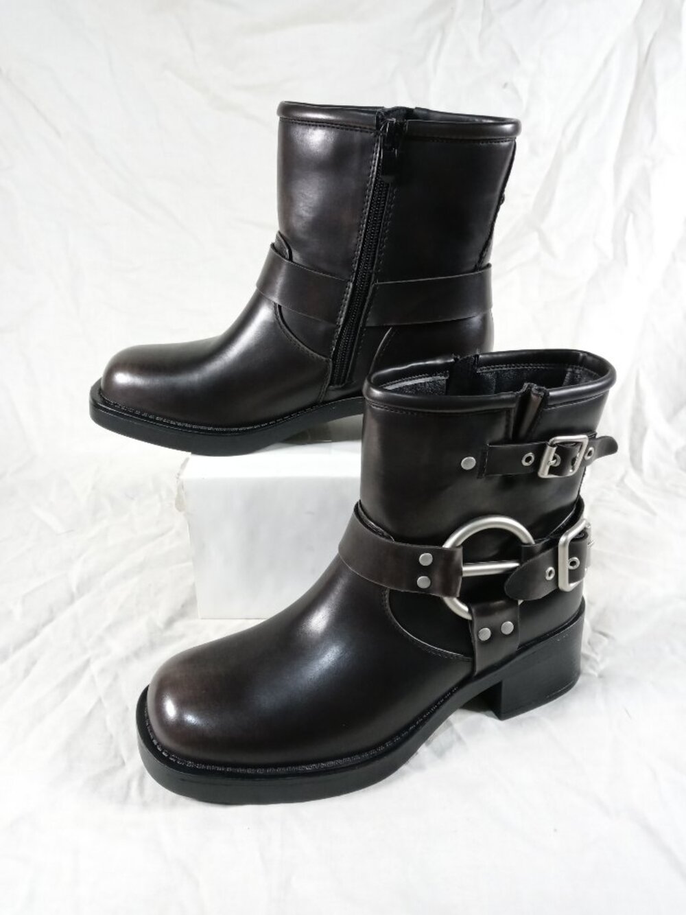 Dream Pairs Women 7.5 Black/Dark Brown Goth Style Cowboy Ankle Boots in New Cond